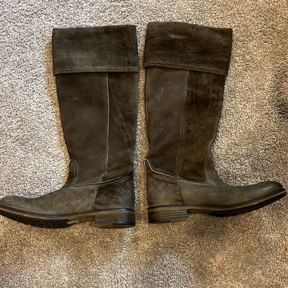 Barney's CoOp olive green suede riding boots in size 7.5 - Picture 10 of 10